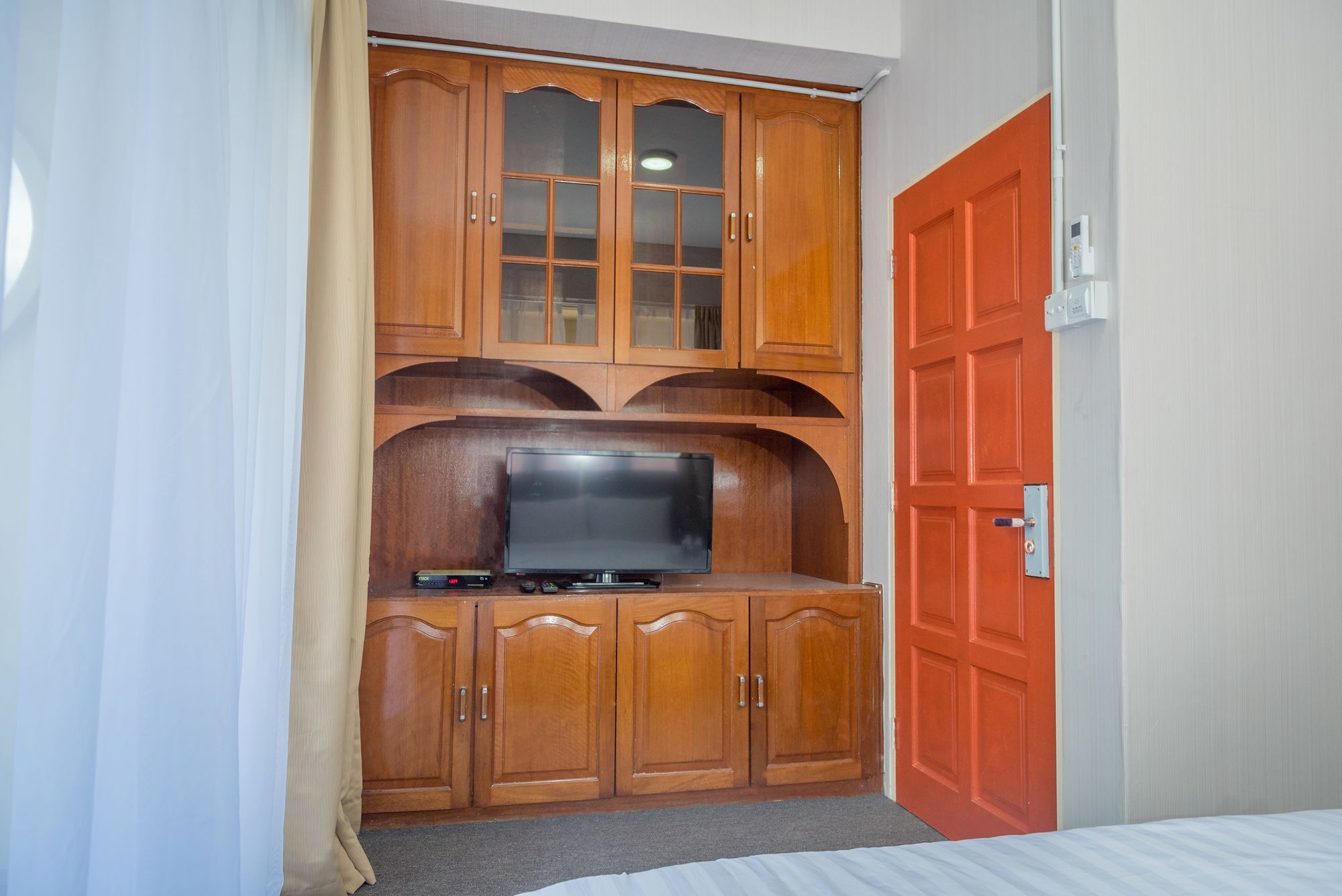 Spot On 89645 Ong'S Court Hotell George Town Exteriör bild