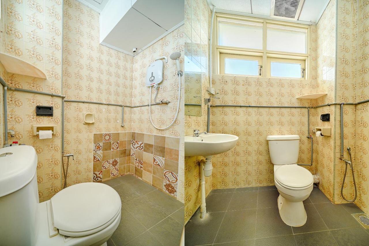 Spot On 89645 Ong'S Court Hotell George Town Exteriör bild